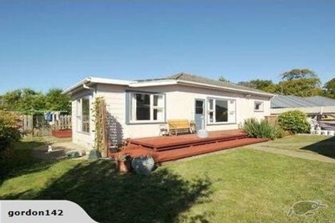 Photo of property in 90 Sawyers Arms Road, Northcote, Christchurch, 8052