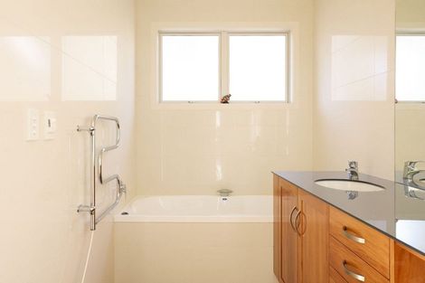 Photo of property in 165 Pohutukawa Avenue, Ohope, 3121