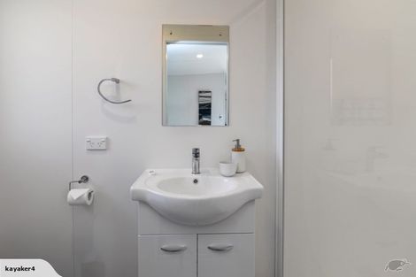 Photo of property in 26 Willow Avenue, Hannahs Bay, Rotorua, 3010