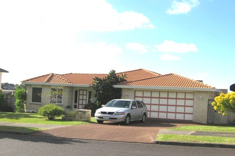 Photo of property in 78 Simmental Crescent, Somerville, Auckland, 2014