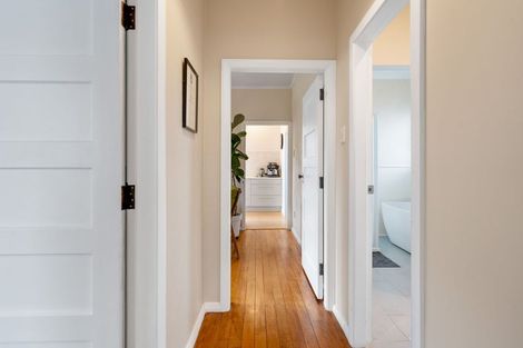 Photo of property in 37 Puketai Street, Andersons Bay, Dunedin, 9013