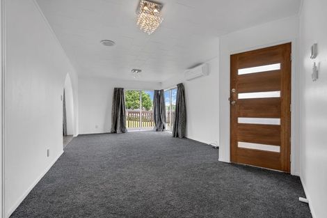 Photo of property in 1 Aria Place, Clover Park, Auckland, 2023