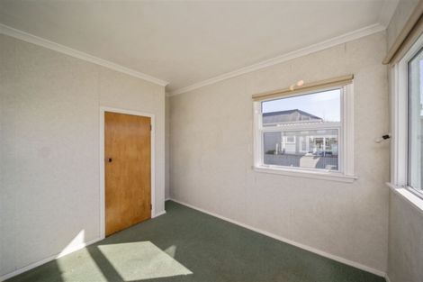 Photo of property in 12 Grey Street, Hawera, 4610