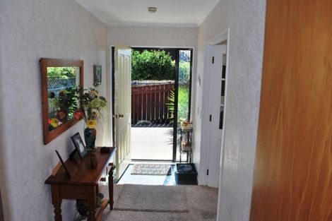 Photo of property in 94 Cedar Drive, Paraparaumu Beach, Paraparaumu, 5032