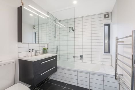 Photo of property in 14/7 Handyside Street, Tawa, Wellington, 5028
