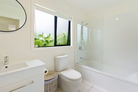 Photo of property in 3 Henare Street, Waikanae Beach, Waikanae, 5036