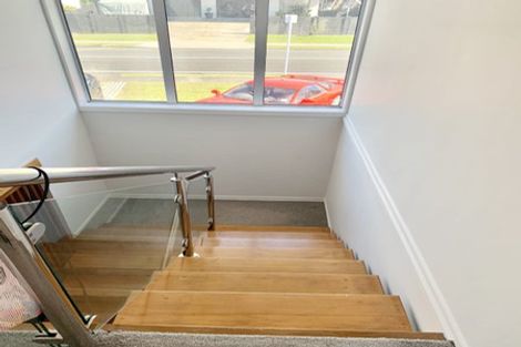 Photo of property in 49 Mayfair Crescent, Mairangi Bay, Auckland, 0630