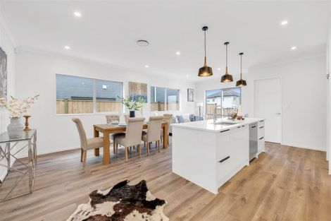 Photo of property in 213c Murphys Road, Flat Bush, Auckland, 2019