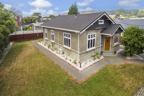 Photo of property in 1 Camp Street, Heretaunga, Upper Hutt, 5018