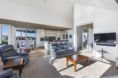 Photo of property in 5 Ruby Ridge, Wanaka, 9305