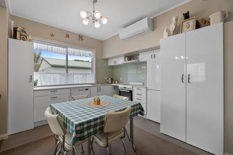 Photo of property in 68 Conway Road, Eltham, 4322