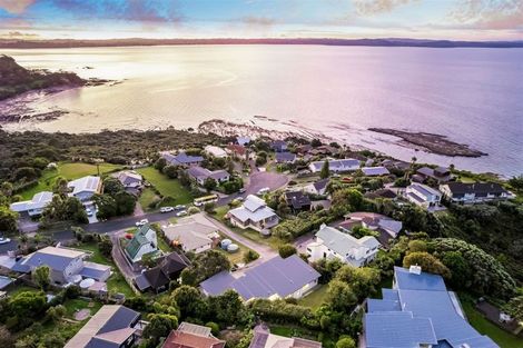 Photo of property in 9 Siesta Terrace, Gulf Harbour, Whangaparaoa, 0930