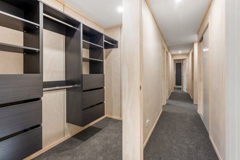 Photo of property in 11 Blackhawk Close, Kinloch, 3377