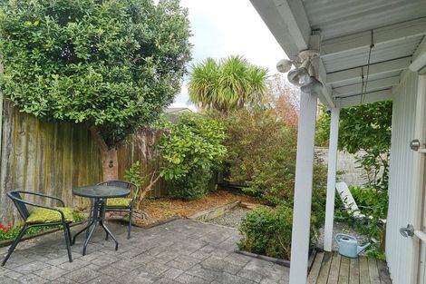 Photo of property in 9 Hastings Parade, Devonport, Auckland, 0624