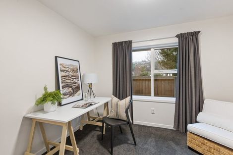 Photo of property in 12 Remuera Avenue, Cashmere, Christchurch, 8022