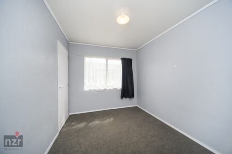 Photo of property in 146 Hillcrest Drive, Kelvin Grove, Palmerston North, 4414