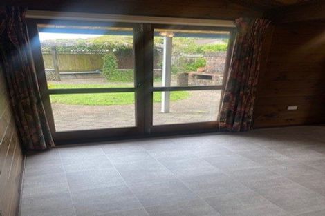 Photo of property in 295 Mangorei Road, Merrilands, New Plymouth, 4312