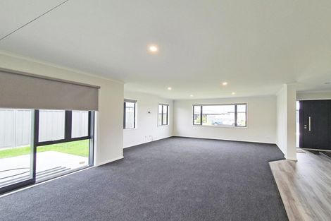 Photo of property in 12 Gee Place, Taradale, Napier, 4112