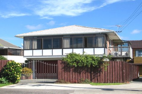 Photo of property in 177a Bucklands Beach Road, Bucklands Beach, Auckland, 2012