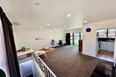 Photo of property in 2/1 Parker Avenue, New Lynn, Auckland, 0600