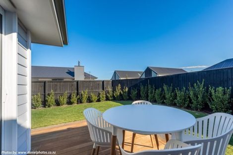 Photo of property in 19 Kingsdowne Drive, West Melton, 7618