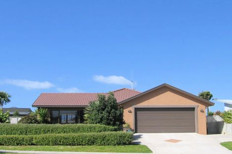 Photo of property in 27 Calypso Drive, Papamoa Beach, Papamoa, 3118