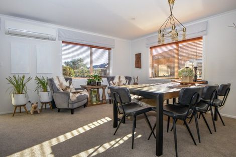 Photo of property in 50 Armstrong Avenue, Carterton, 5713