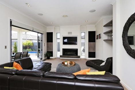 Photo of property in 14 Orotu Drive, Poraiti, Napier, 4112