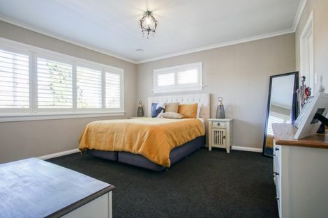 Photo of property in 86 Fitzroy Street, Terrace End, Palmerston North, 4410