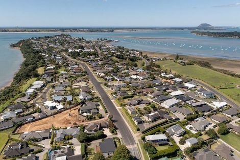 Photo of property in 81-83 Hamurana Road, Omokoroa, 3114