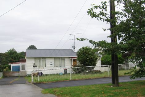 Photo of property in 53 Torino Street, Point England, Auckland, 1072