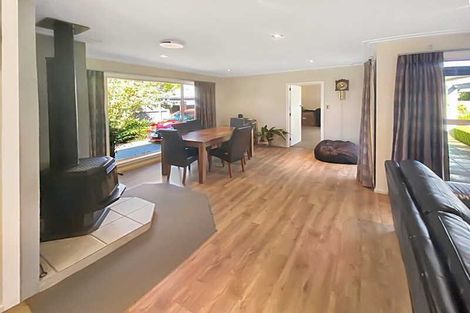 Photo of property in 4 Guinness Crescent, Ilam, Christchurch, 8041