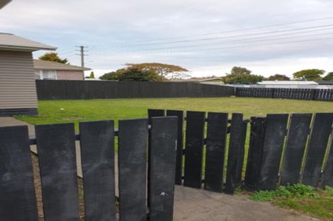 Photo of property in 413 Kotuku Street, Camberley, Hastings, 4120