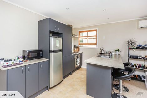 Photo of property in 5/60 Fairlie Terrace, Kelburn, Wellington, 6021