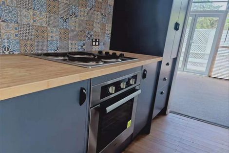 Photo of property in 56 Andrew Road, Howick, Auckland, 2010