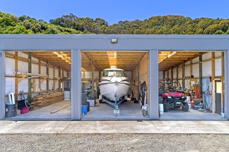 Photo of property in 12 Mahia Heights Drive, Mahia, Nuhaka, 4198