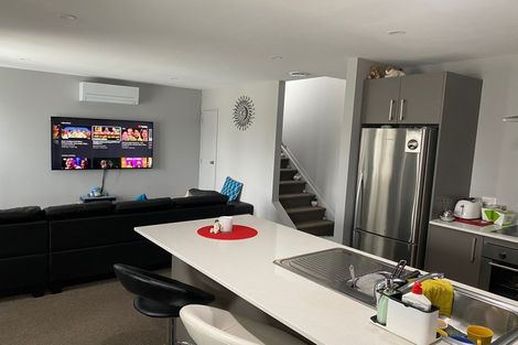 Photo of property in 15 Tribute Loop, Takanini, 2112