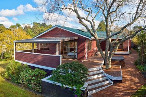 Photo of property in 6 Tasman Avenue, Henderson Valley, Auckland, 0614