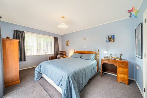 Photo of property in 81 Horoeka Street, Stokes Valley, Lower Hutt, 5019