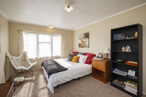 Photo of property in 14 College Street, Awapuni, Palmerston North, 4412