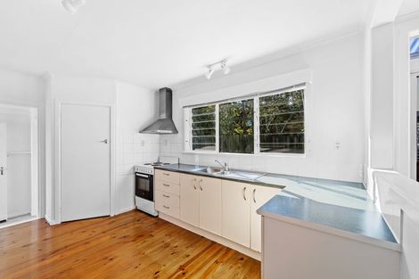 Photo of property in 56 D'oyly Drive, Stanmore Bay, Whangaparaoa, 0932