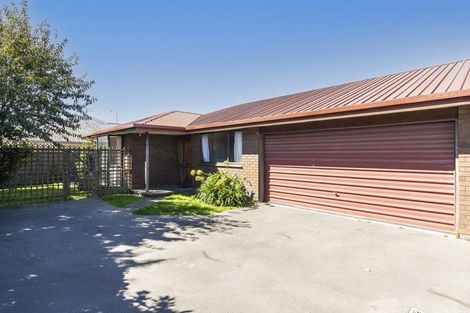 Photo of property in 2/84a Withells Road, Avonhead, Christchurch, 8042