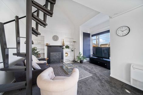 Photo of property in 64 Oxford Street, South Dunedin, Dunedin, 9012