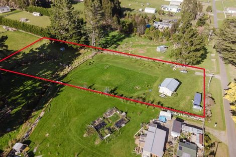 Photo of property in 37 Bright Street, Eketahuna, 4900