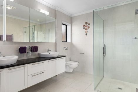 Photo of property in 63 Links View Drive, Omokoroa, 3114