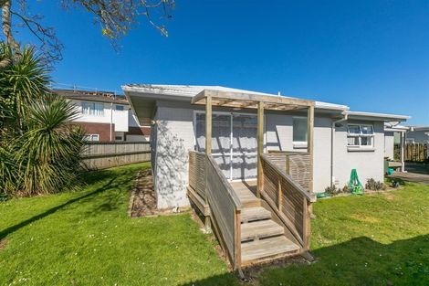 Photo of property in 6 Littler Place, Hamilton East, Hamilton, 3216