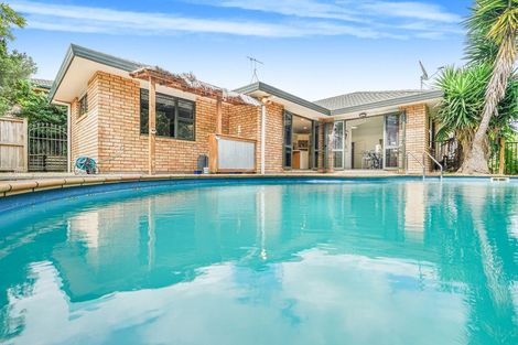 Photo of property in 18 Caversham Drive, Rototuna, Hamilton, 3210