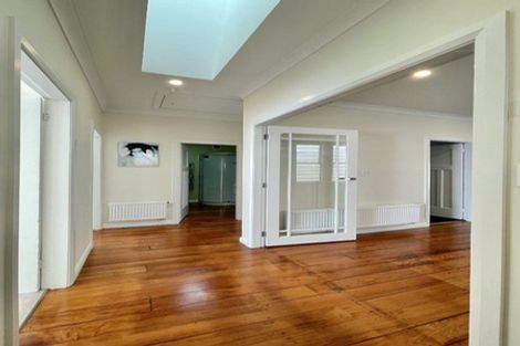 Photo of property in 30 Wilson Street, Newtown, Wellington, 6021