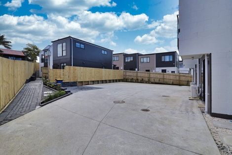 Photo of property in 4c Hepburn Road, Glendene, Auckland, 0602