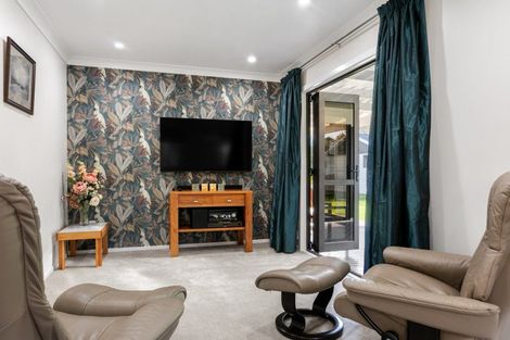 Photo of property in 18 Sunvale Crescent, Whataupoko, Gisborne, 4010